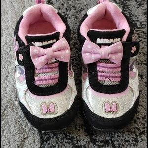 Minnie Mouse toddler shoes